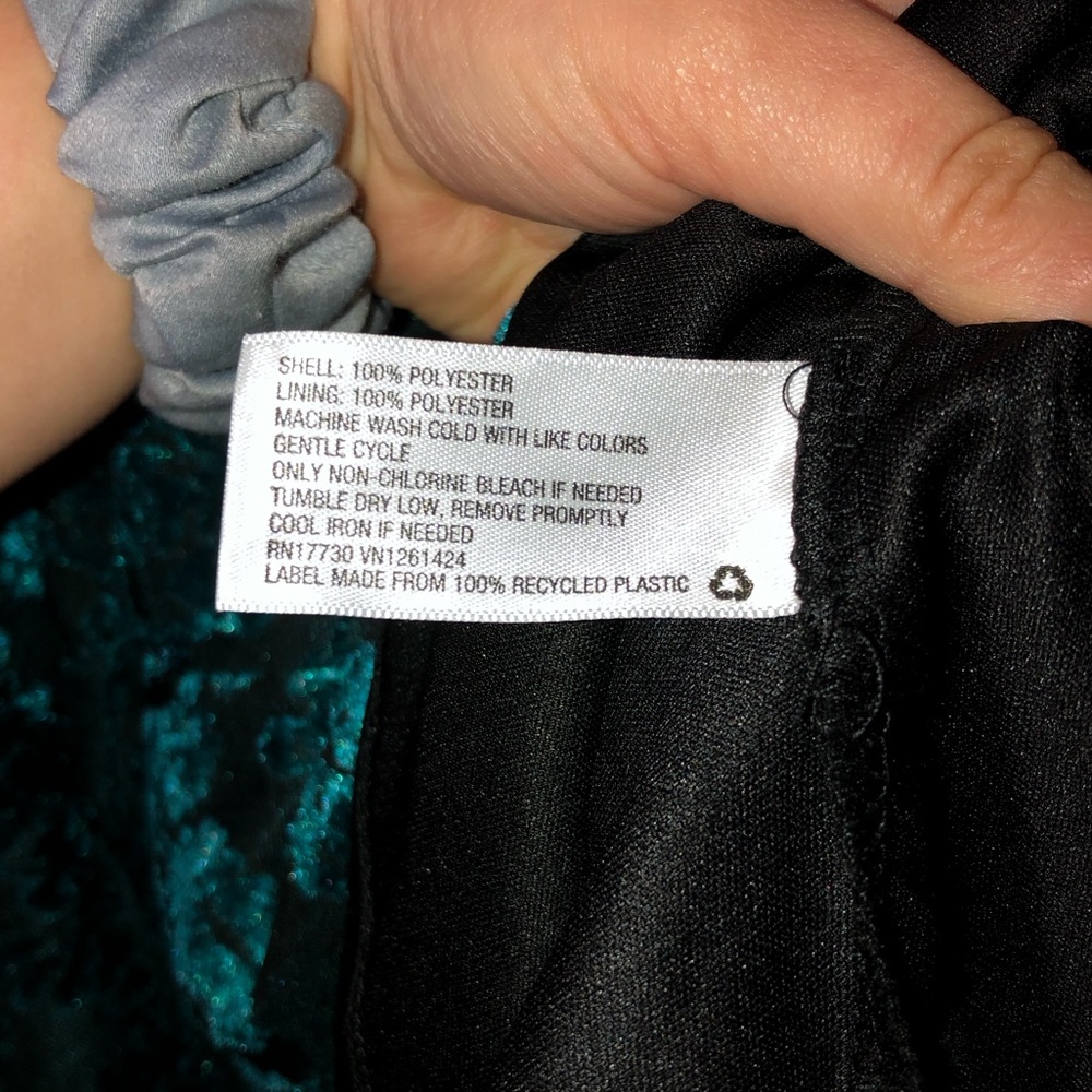 Wild Fable Flouncy Velvet Floral Teal Cami - Picture 3 of 4